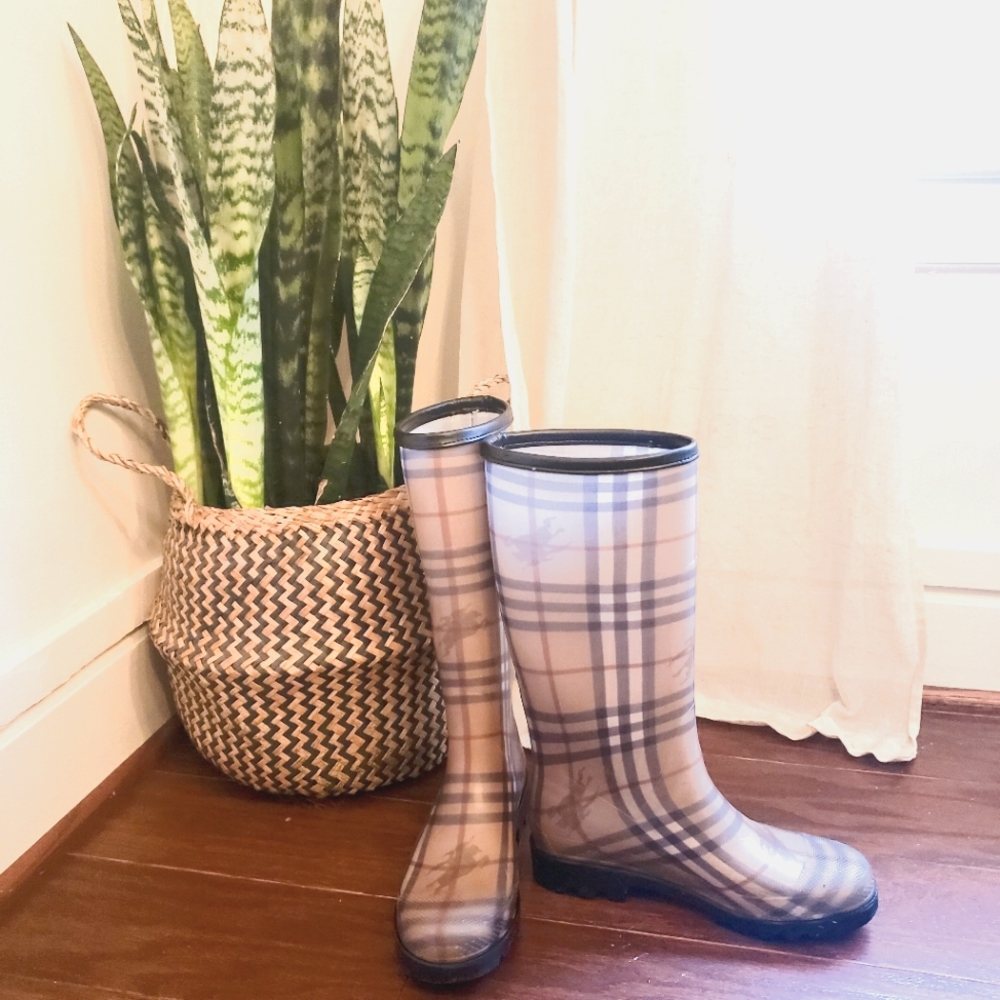 Burberry Rainboots